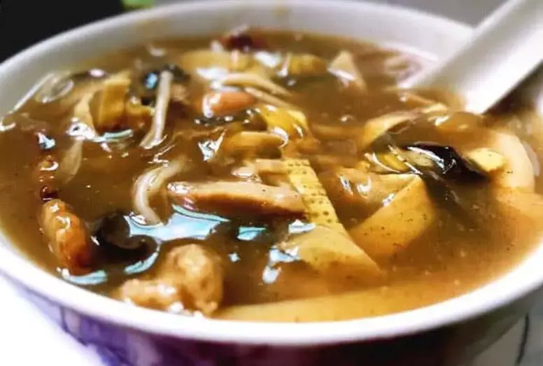 胡辣汤最正宗的做法,只需掌握3大诀窍,鲜香爽辣,口感独特