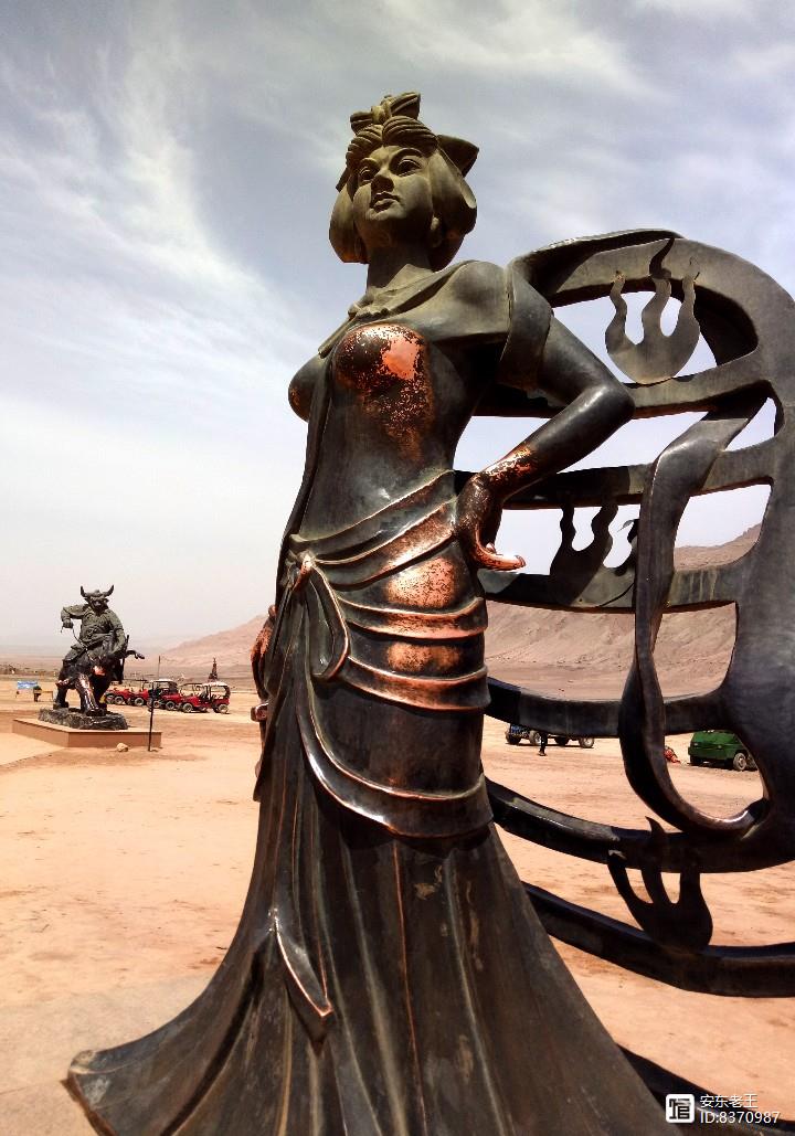 原火焰山没有一块石头2019新疆行三