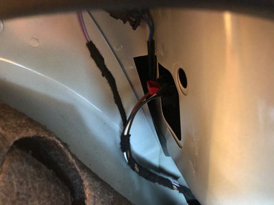 2016款2018款polo尾灯拆卸更换灯泡