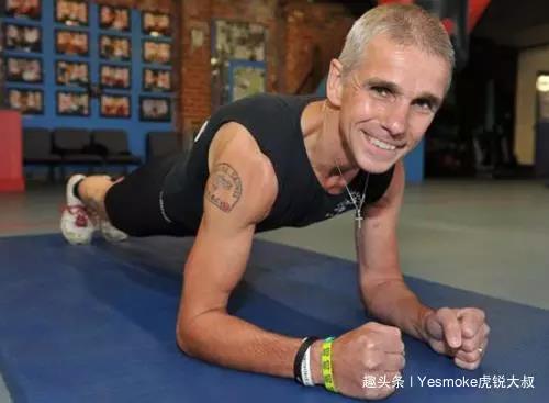 5种徒手健身方法提高男性能力在家也能做全tao图解