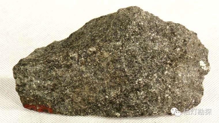 玢岩1▼岩浆岩▼斜长角闪岩16条带状混合岩15天河石伟晶岩14石墨红柱