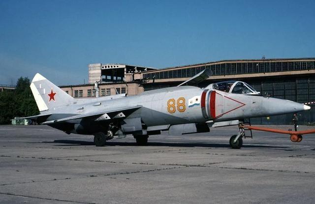 苏联垂直起降战机的先驱,雅克-38垂直起降战机有何独特之处 - 好网角