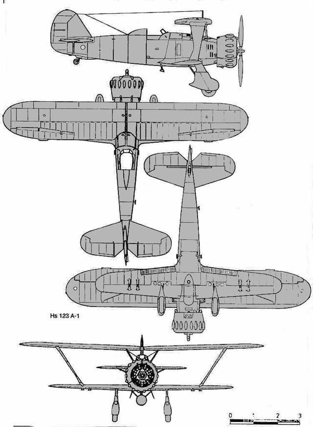 俯冲式轰炸机三视图图片