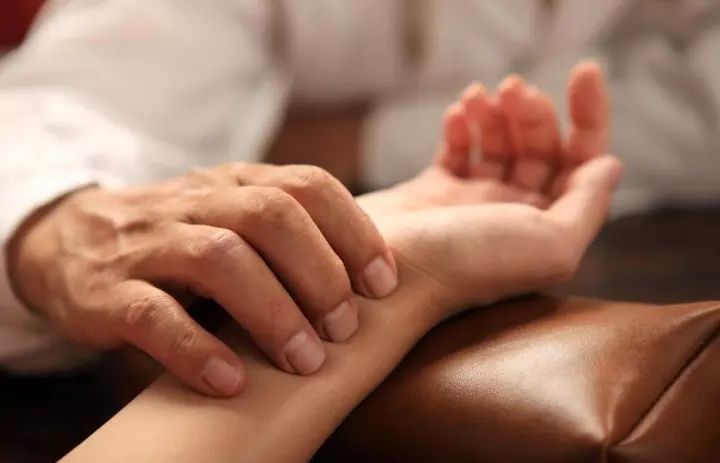 把脉就是这么回事儿教你如何指间定乾坤