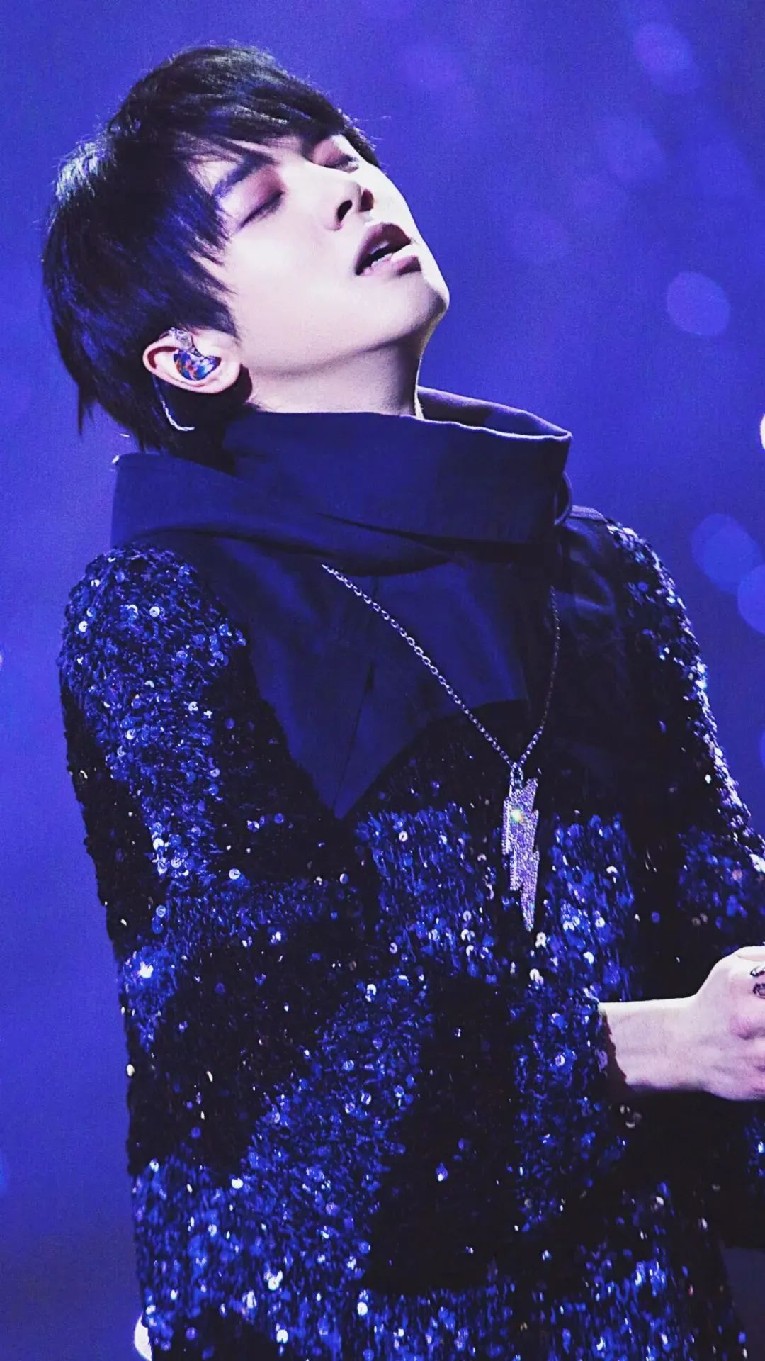 华晨宇壁纸微信朋友圈背景图,文字背景图,图片大全