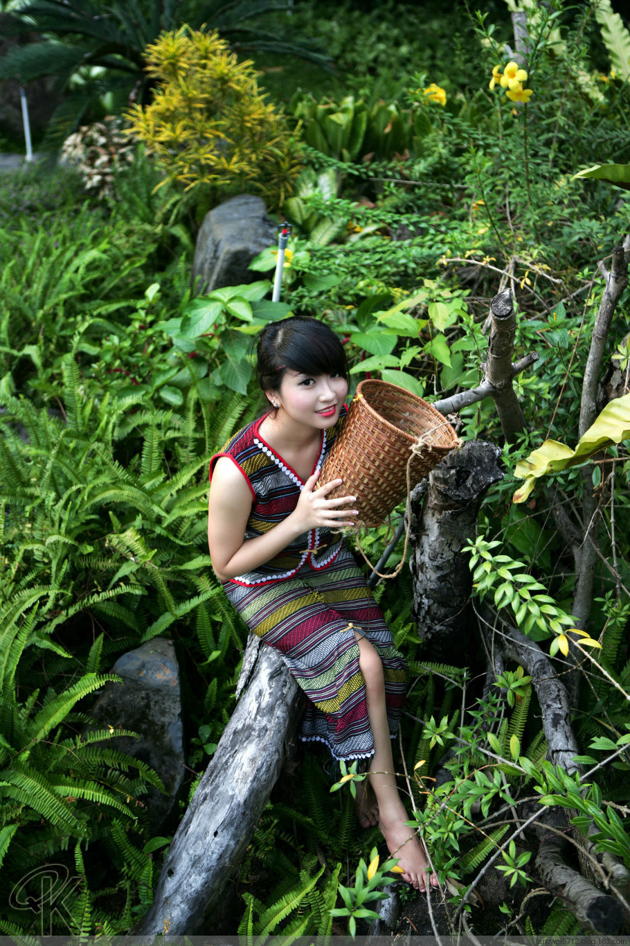 人像摄影异域风情越南山妹