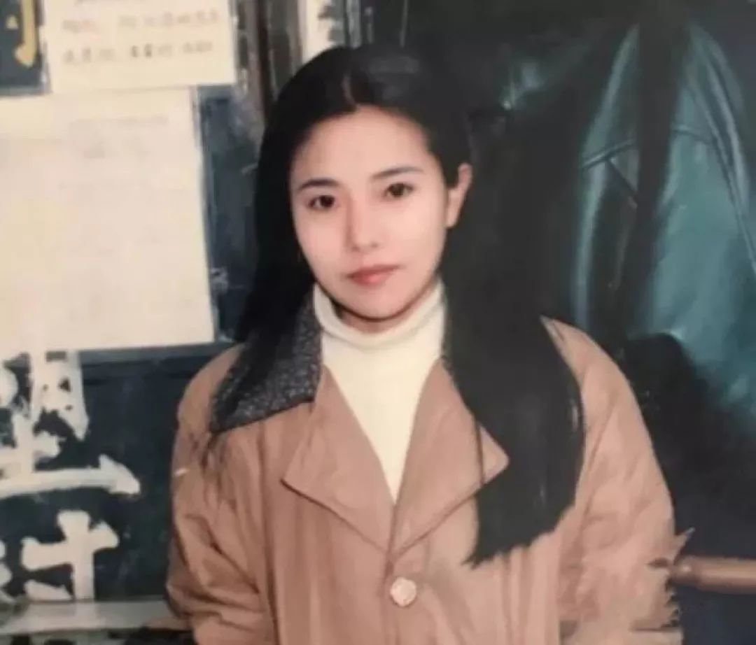 "李焕英"年轻时的照片来了!