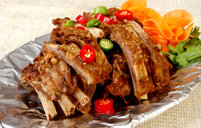 新疆美食新疆特色美食塞外羊排图组