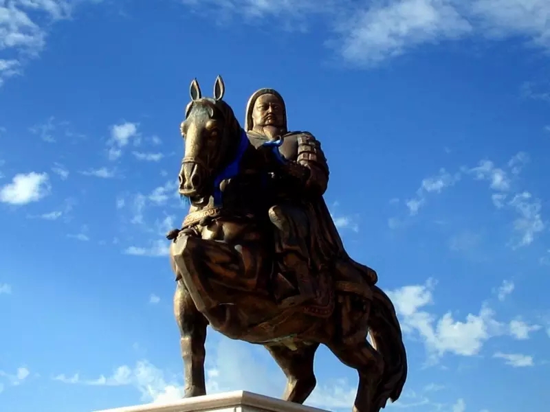 铁木真蒙古人的骄傲,他的祖先蒙兀室韦,居住于大兴安岭北端,嫩江流域