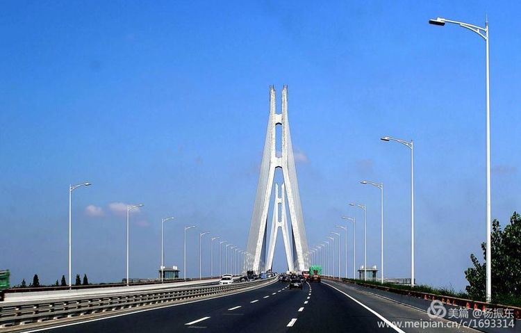 一一云南红河大桥:曾经的世界第一高桥红河大桥是云南元江至磨黑高速