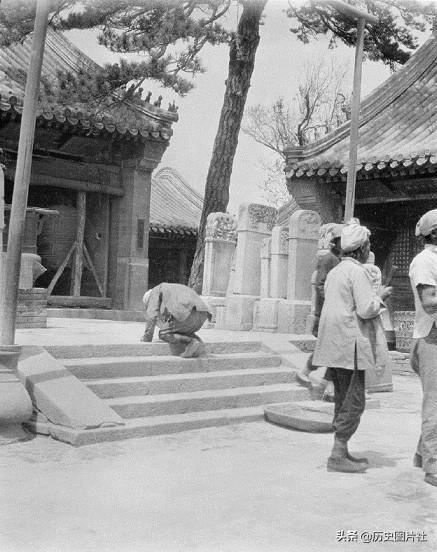 百年前北京门头沟区妙峰山上娘娘庙